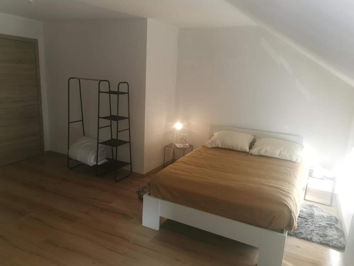 Le Caillou Blanc Apartment Charleroi Luaran gambar